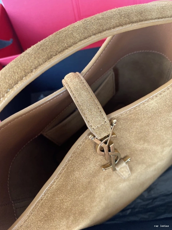 Rep ladies REP YSL 37 SMALL LE BAG-17*20*13CM  0812